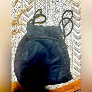 EUC black Lululemon sporty mini backpack